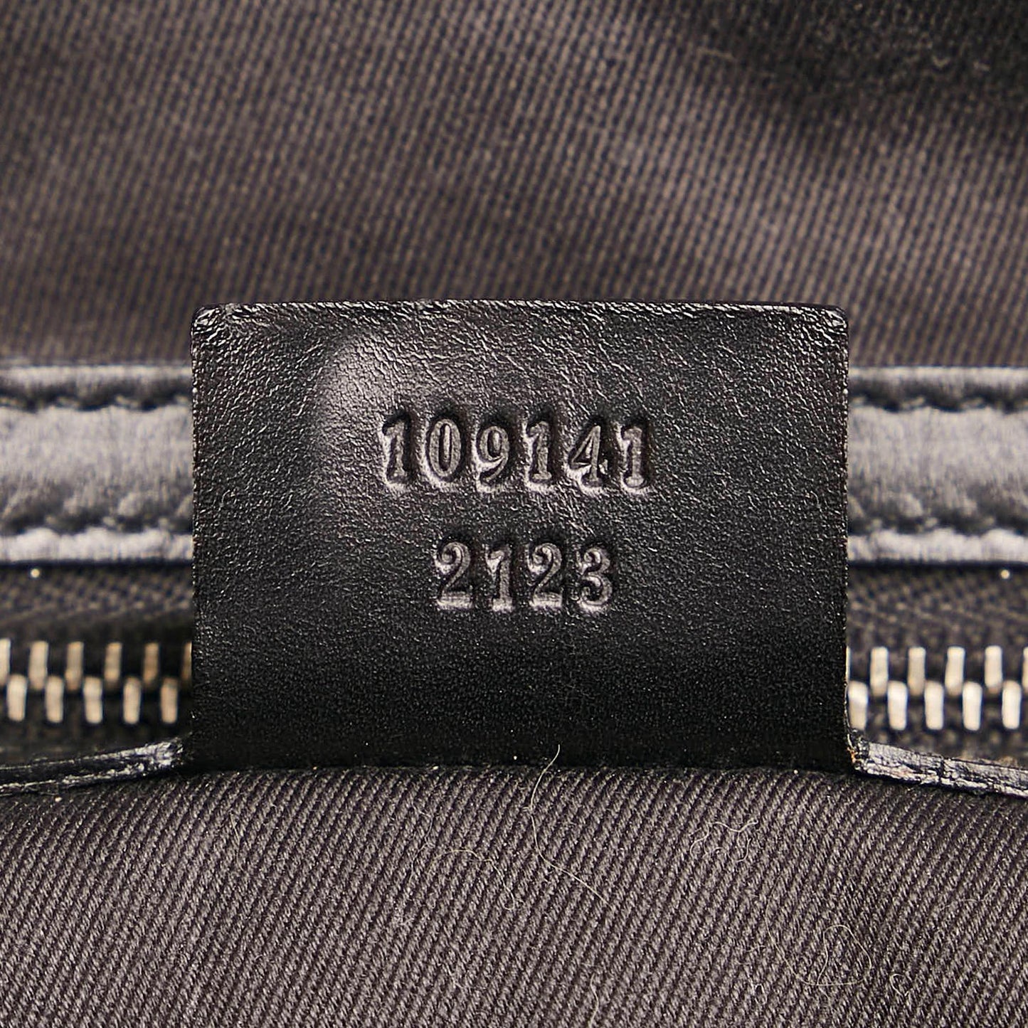 Gucci GG Canvas Gifford Tote Bag (SHG-34230)