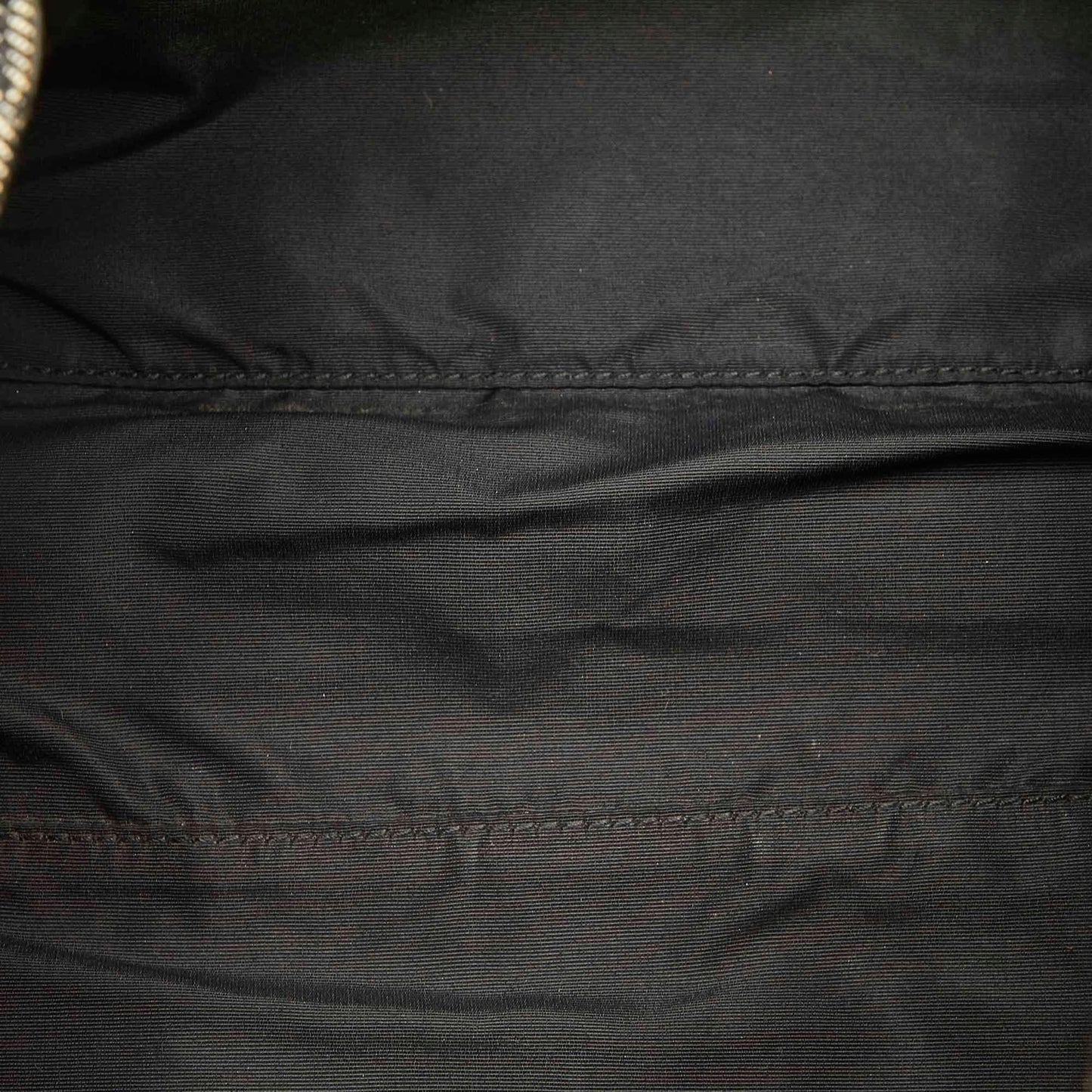 Gucci GG Canvas Handbag (SHG-19301)