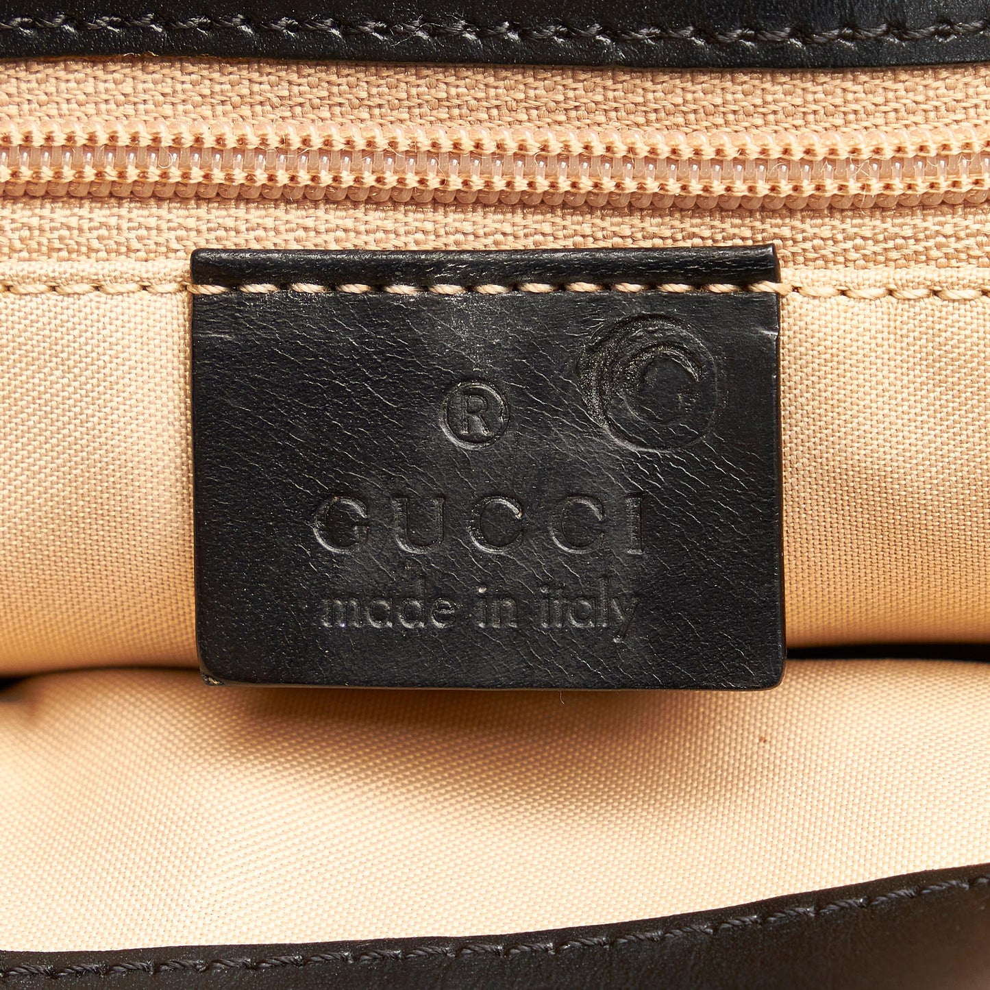 Gucci GG Canvas Handbag (SHG-31856)