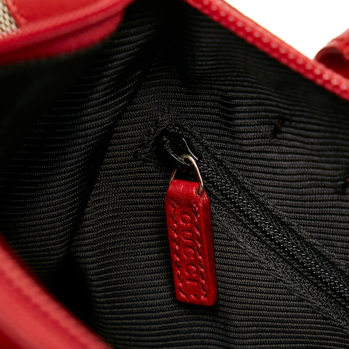 Gucci GG Canvas Handbag (SHG-32879)