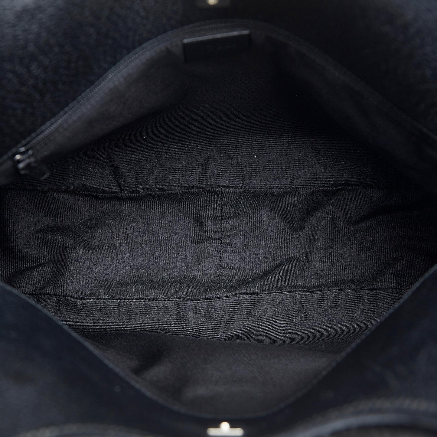 Gucci GG Canvas Handbag (SHG-a6ca6X)