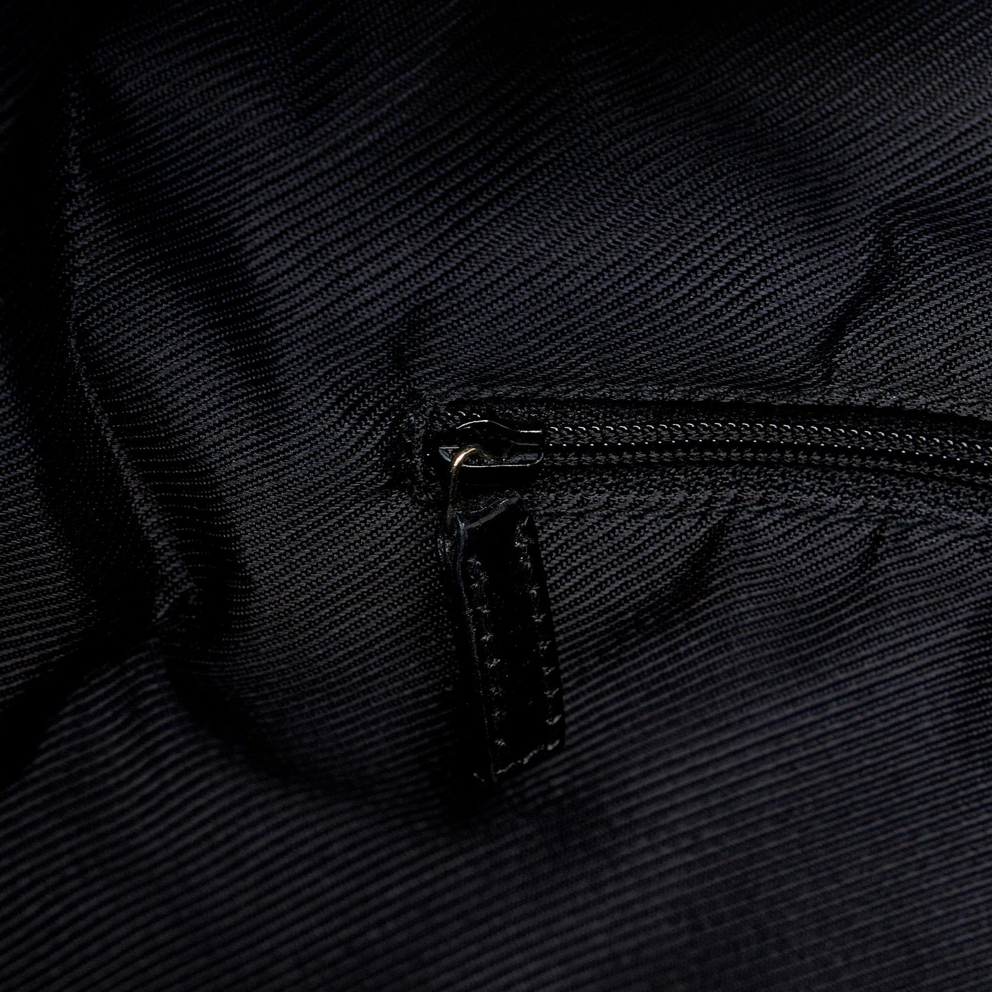 Gucci GG Canvas Hobo (SHG-UShTD8)
