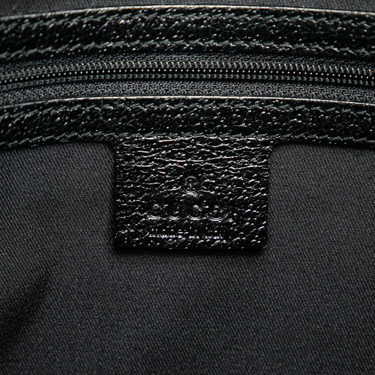 Gucci GG Canvas Hobo (SHG-tpHE3I)