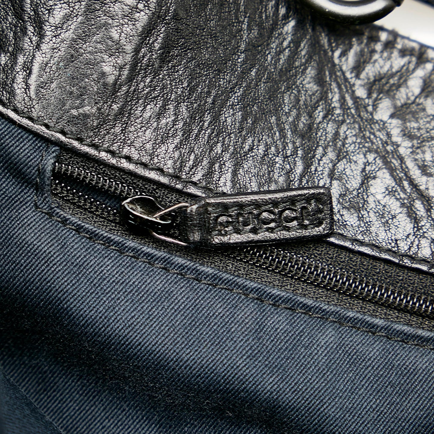 Gucci GG Canvas Horsebit Shoulder Bag (SHG-24498)