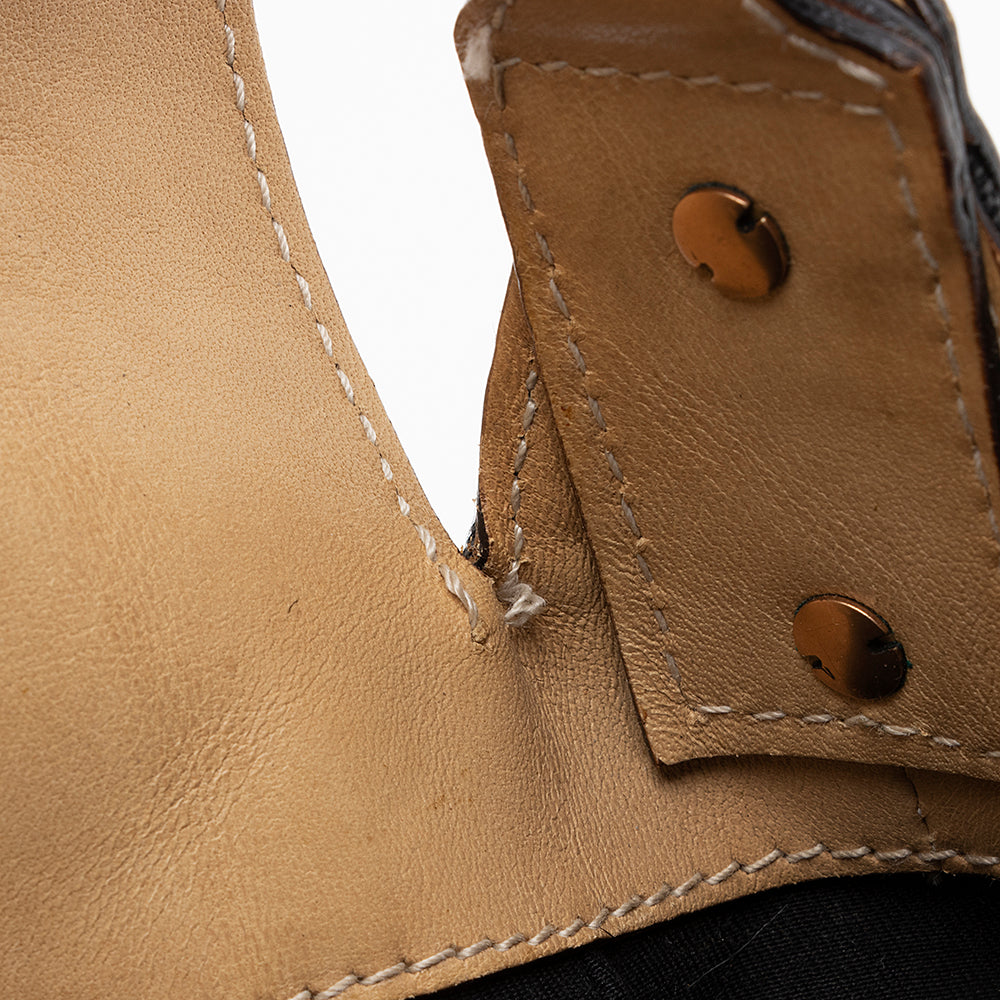 Gucci Canvas Leather Studded Horsebit Shoulder Bag (SHF-21925)
