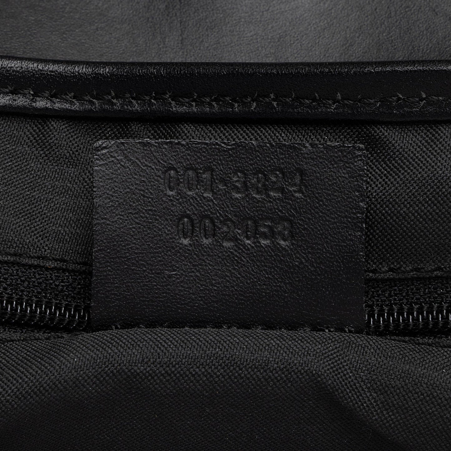 Gucci GG Canvas Jackie Small Shoulder Bag - FINAL SALE (SHF-gN3WT6)
