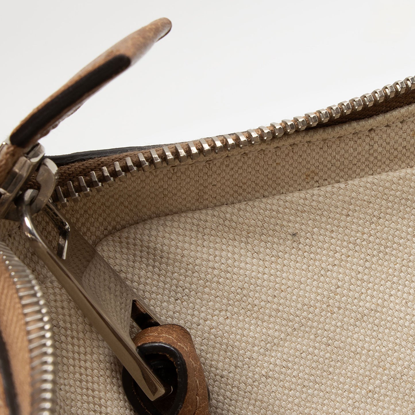 Gucci GG Canvas Miss GG Hobo (SHF-I0Oz6e)