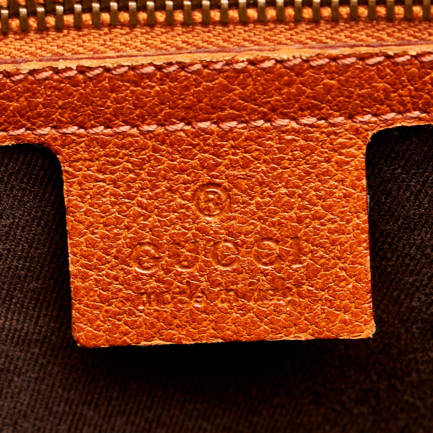Gucci GG Canvas Nailhead Handbag (SHG-27264)