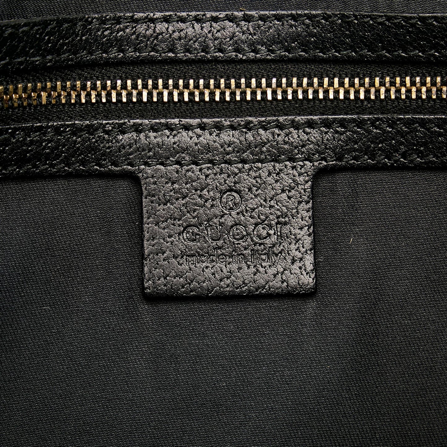 Gucci GG Canvas Nailhead Jackie (SHG-YZOZQj)