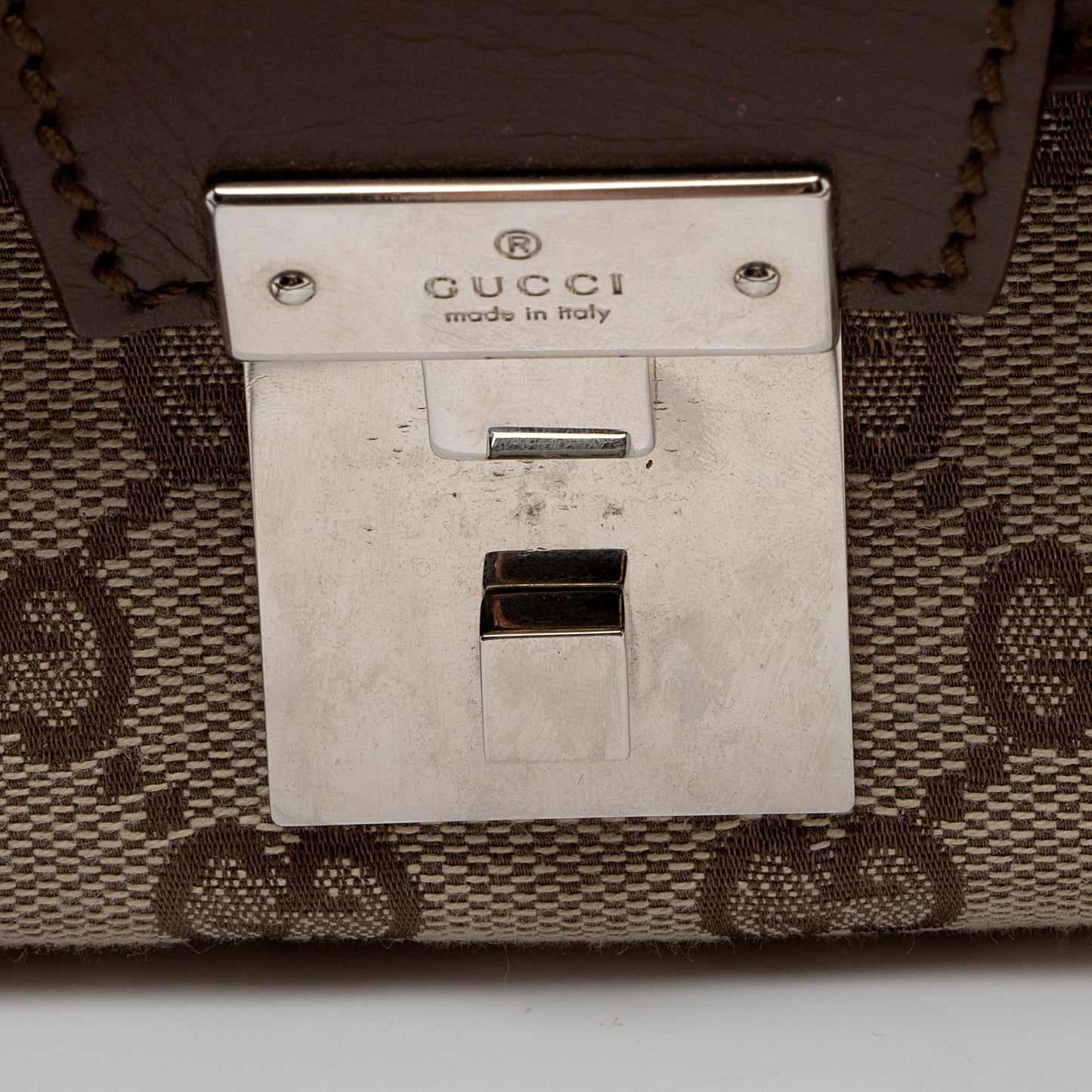 Gucci GG Canvas Padlock Top Handle Train Case (SHF-3uBuOE)