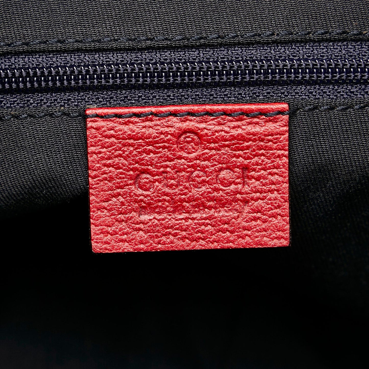 Gucci GG Canvas Pelham Shoulder Bag (SHG-30228)
