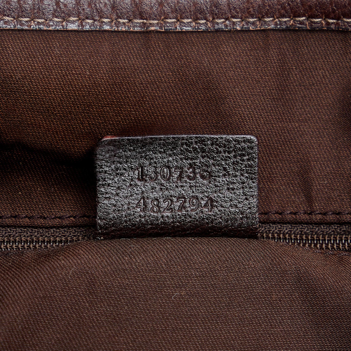 Gucci GG Canvas Pelham Shoulder Bag (SHG-oLGWDu)