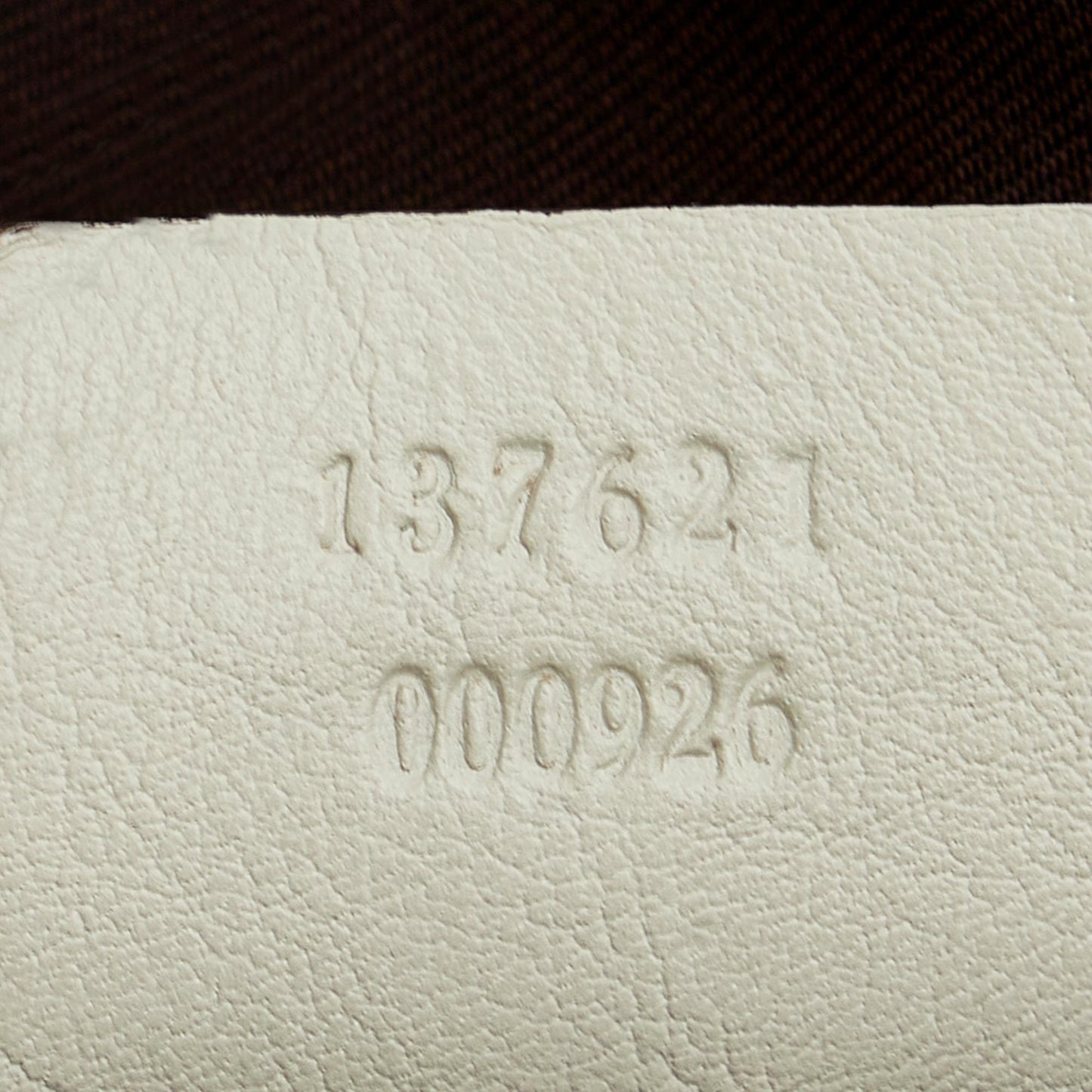 Gucci GG Canvas Pelham Shoulder Bag (SHG-UIlvok)