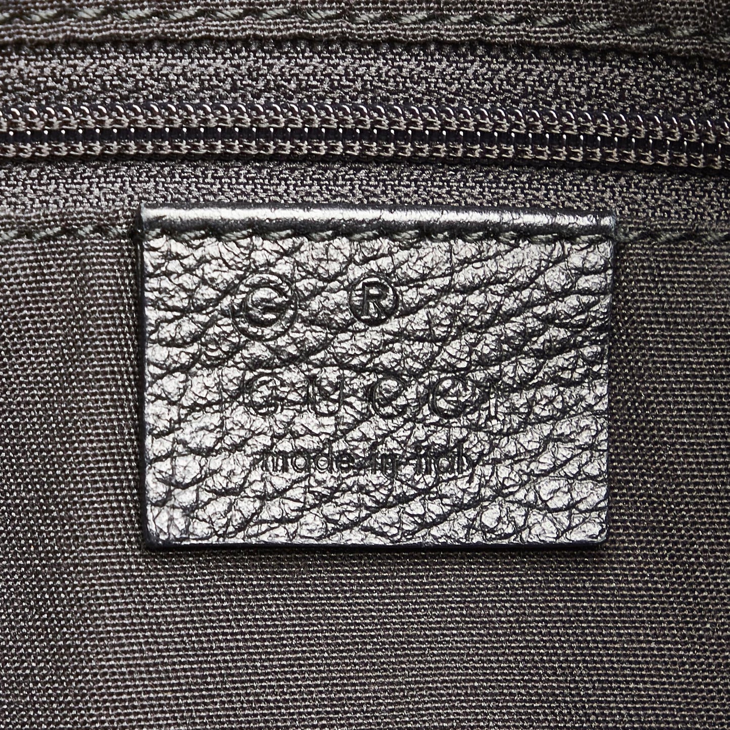 Gucci GG Canvas Pelham Tote Bag (SHG-31842)