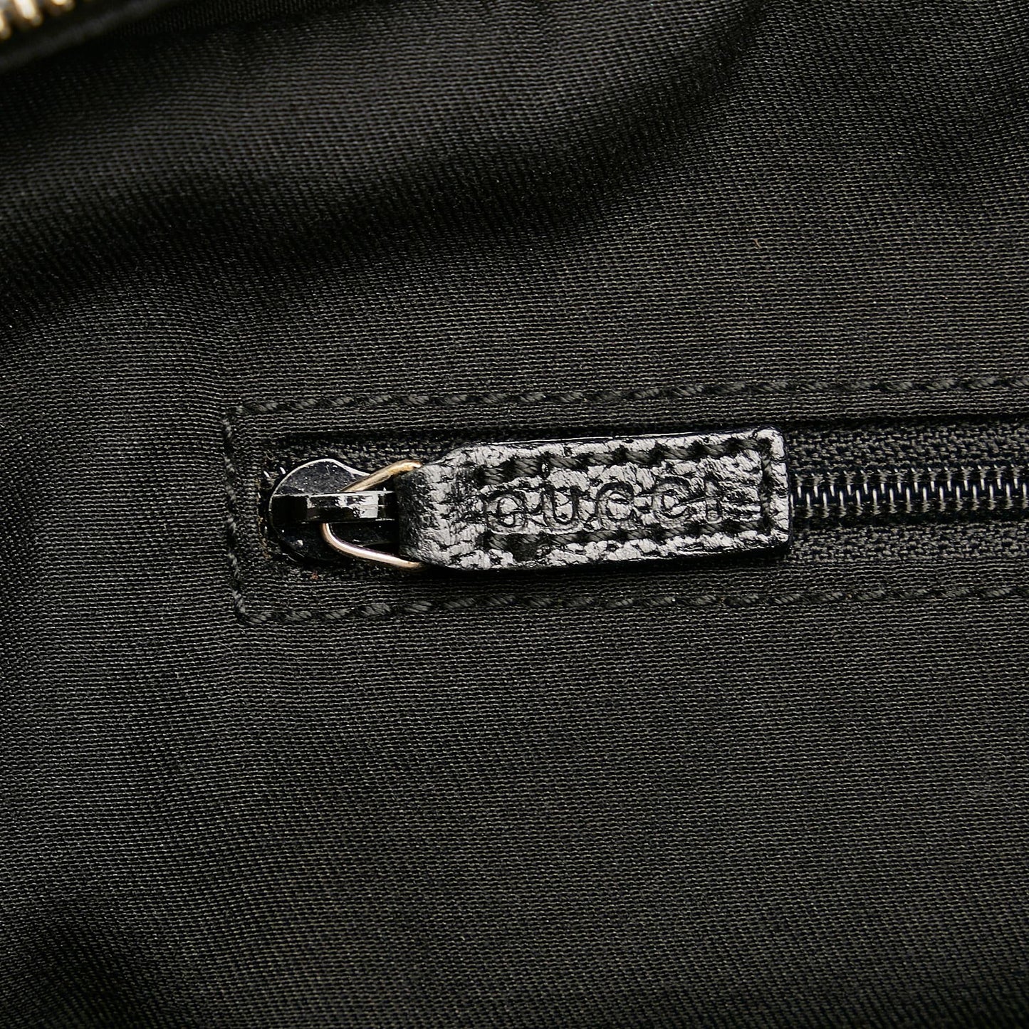 Gucci GG Canvas Princy Handbag (SHG-MdPlET)