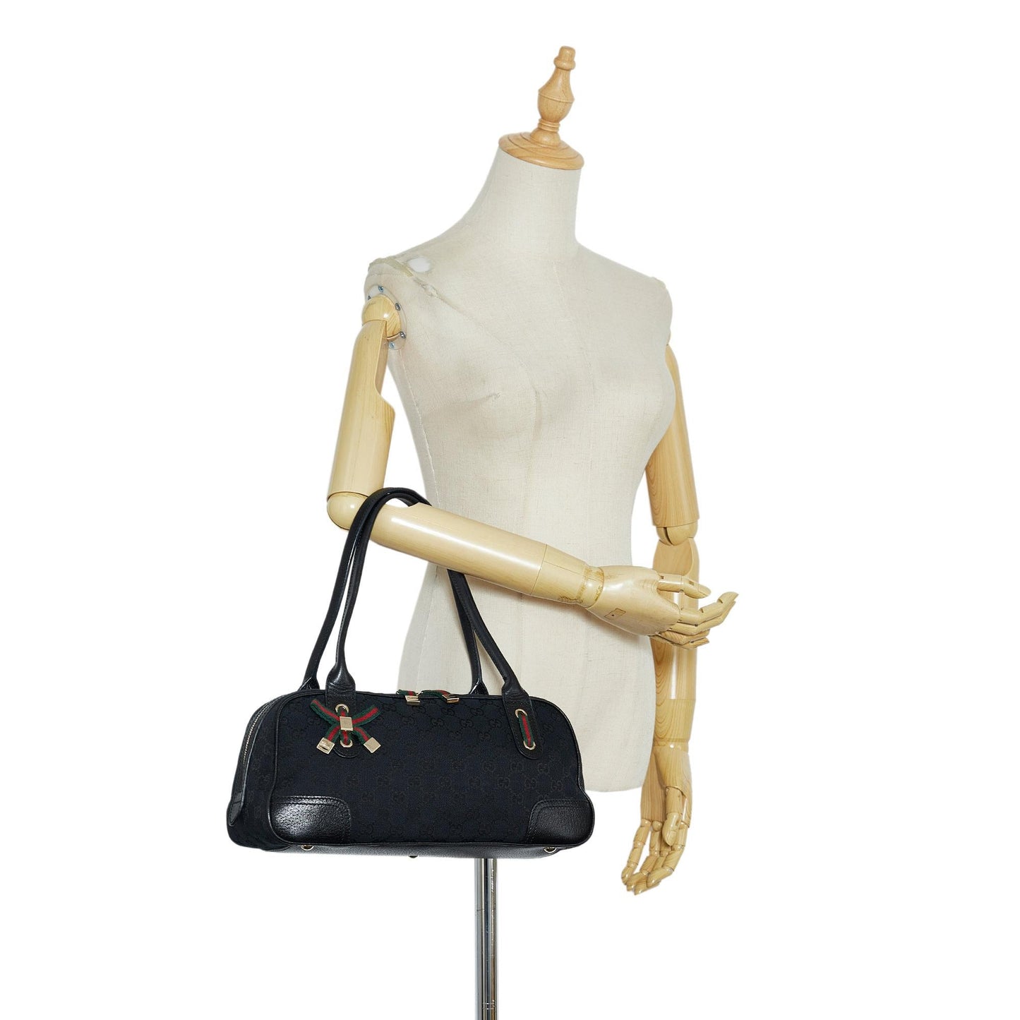 Gucci GG Canvas Princy Shoulder Bag (SHG-JUvmyf)