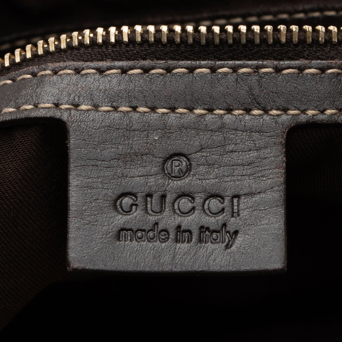 Gucci GG Canvas Queen Medium Hobo (SHF-ZWYQV0)