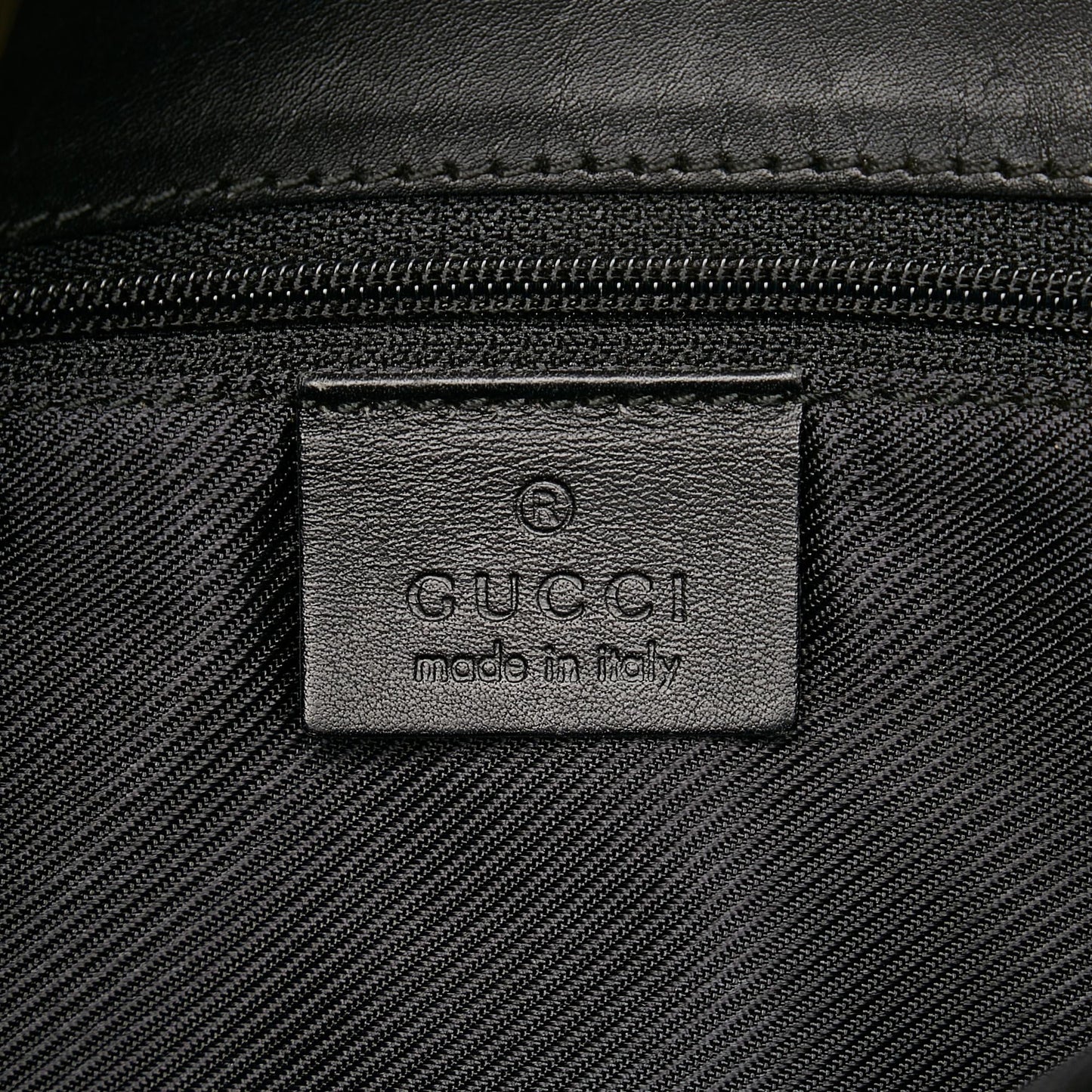 Gucci GG Canvas Shoulder Bag (SHG-29000)