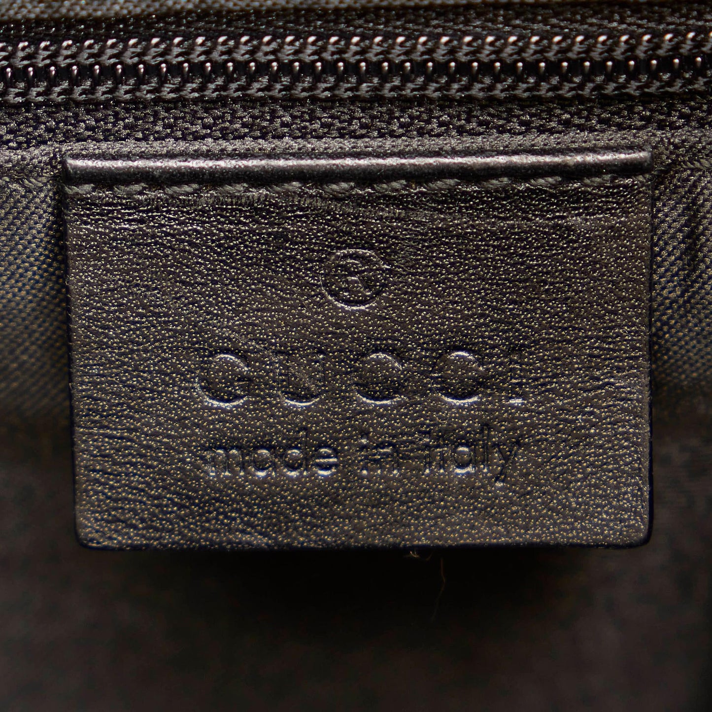 Gucci GG Canvas Shoulder Bag (SHG-29789)