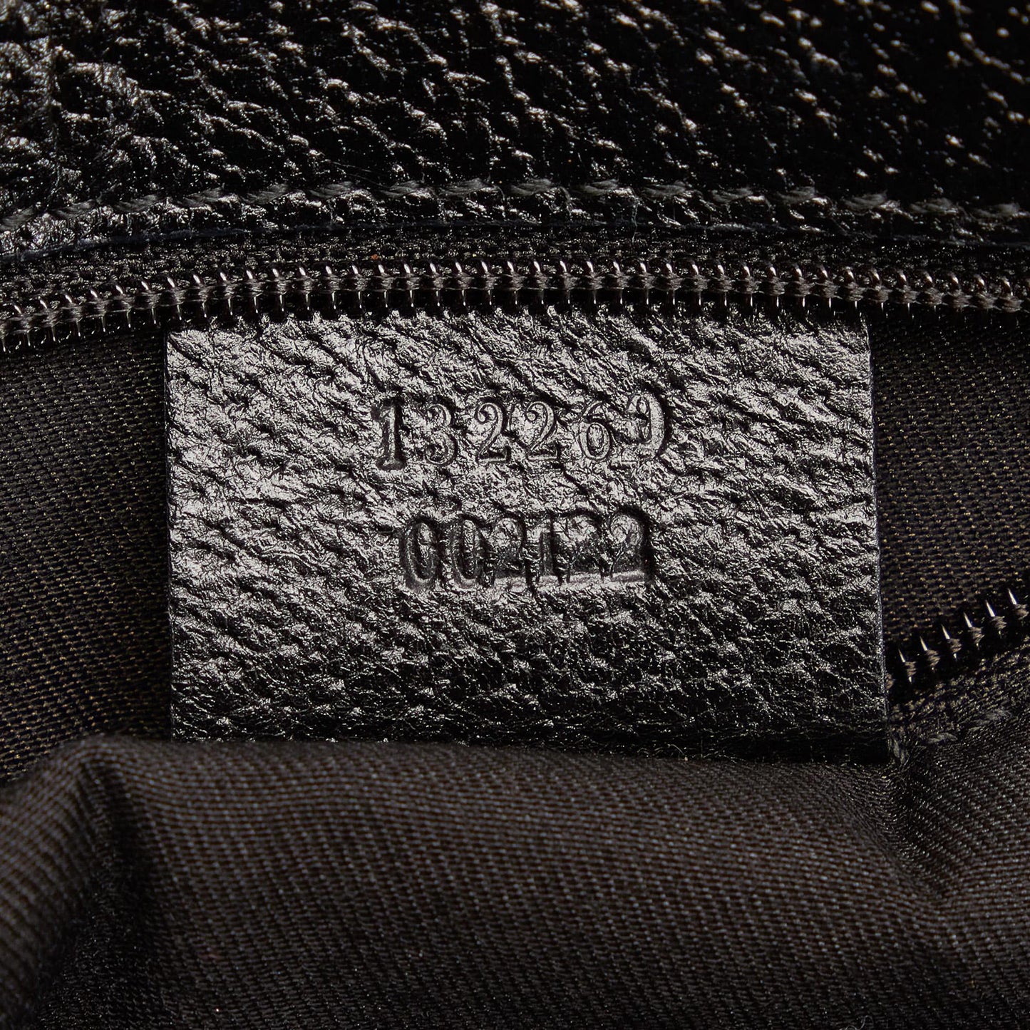 Gucci GG Canvas Shoulder Bag (SHG-30739)