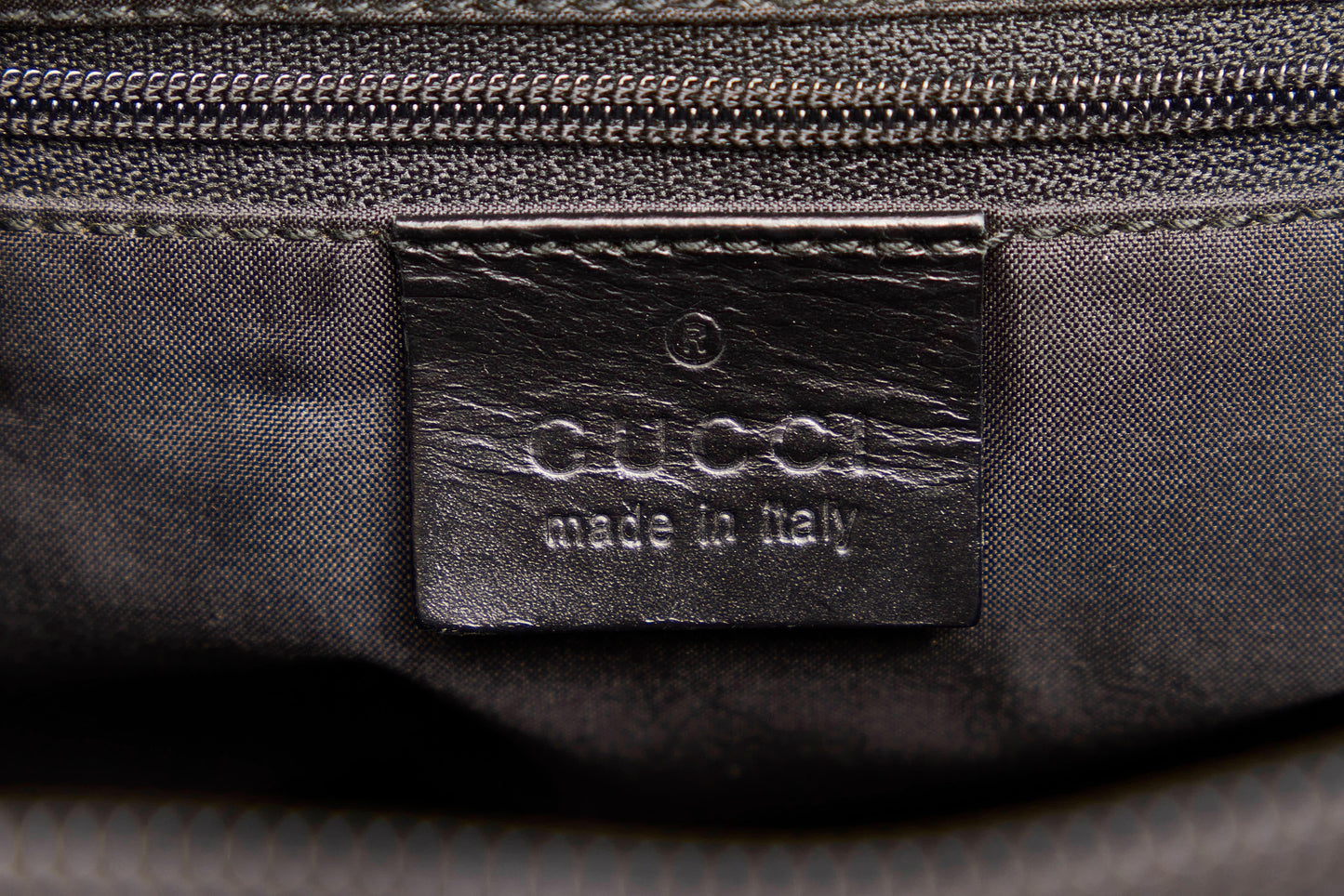 Gucci GG Canvas Shoulder Bag (SHG-30939)
