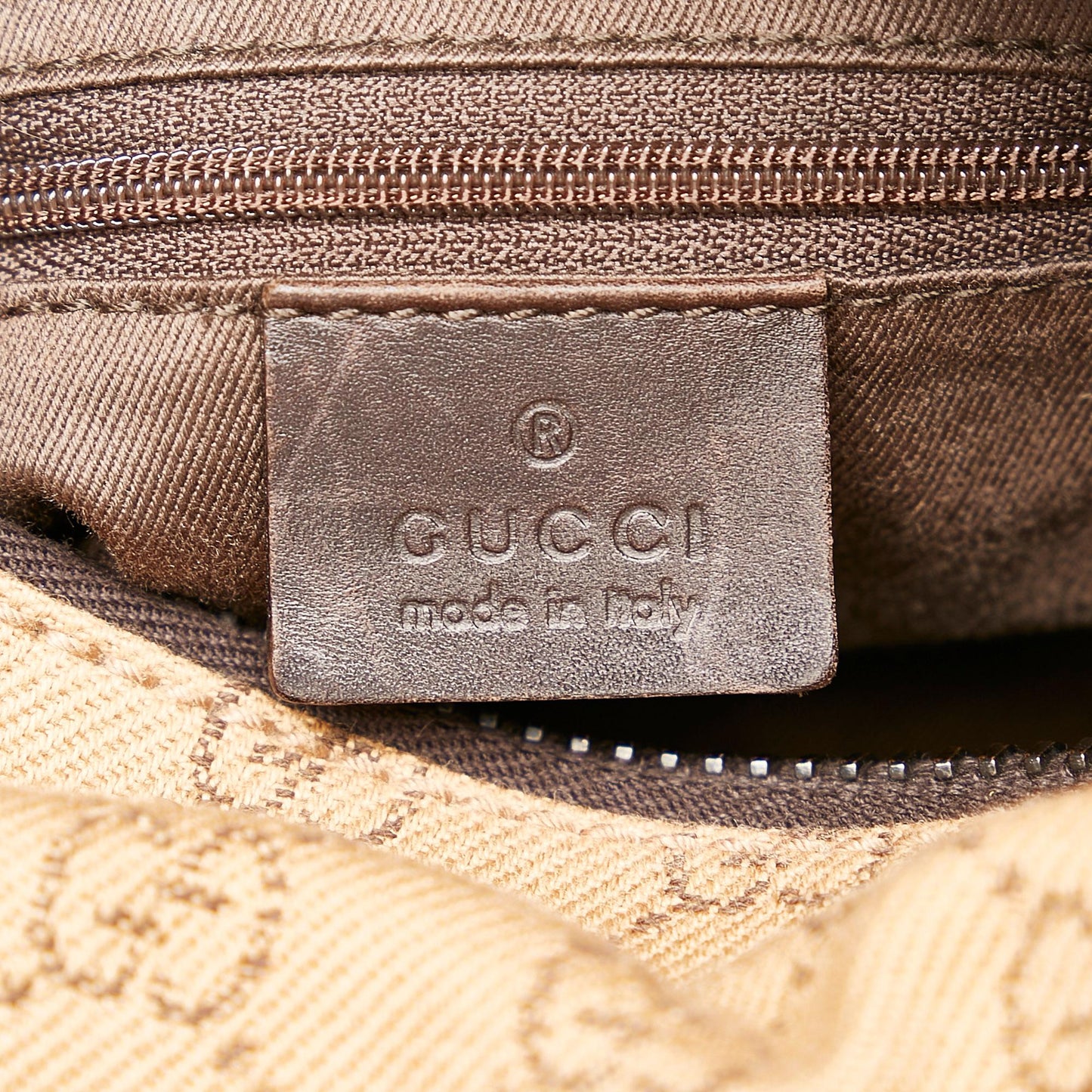 Gucci GG Canvas Shoulder Bag (SHG-31603)