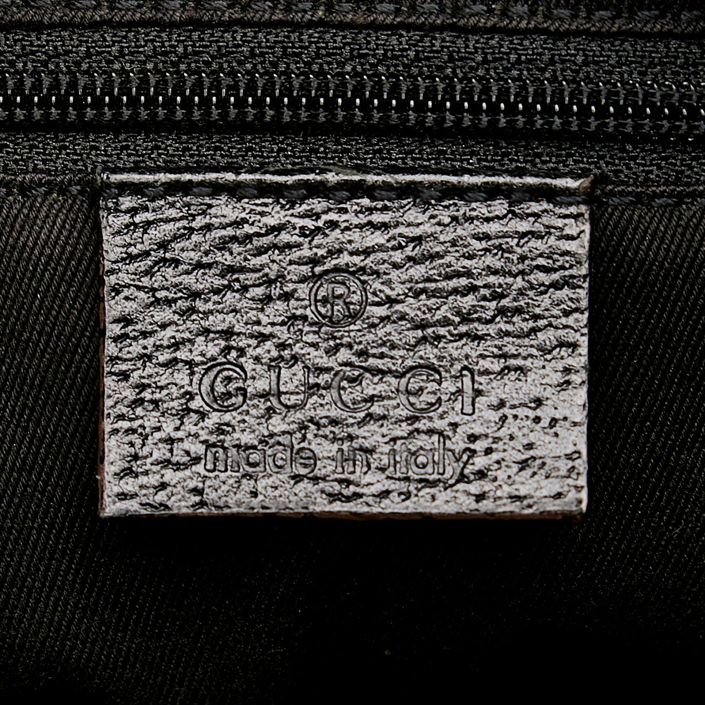 Gucci GG Canvas Shoulder Bag (SHG-31734)