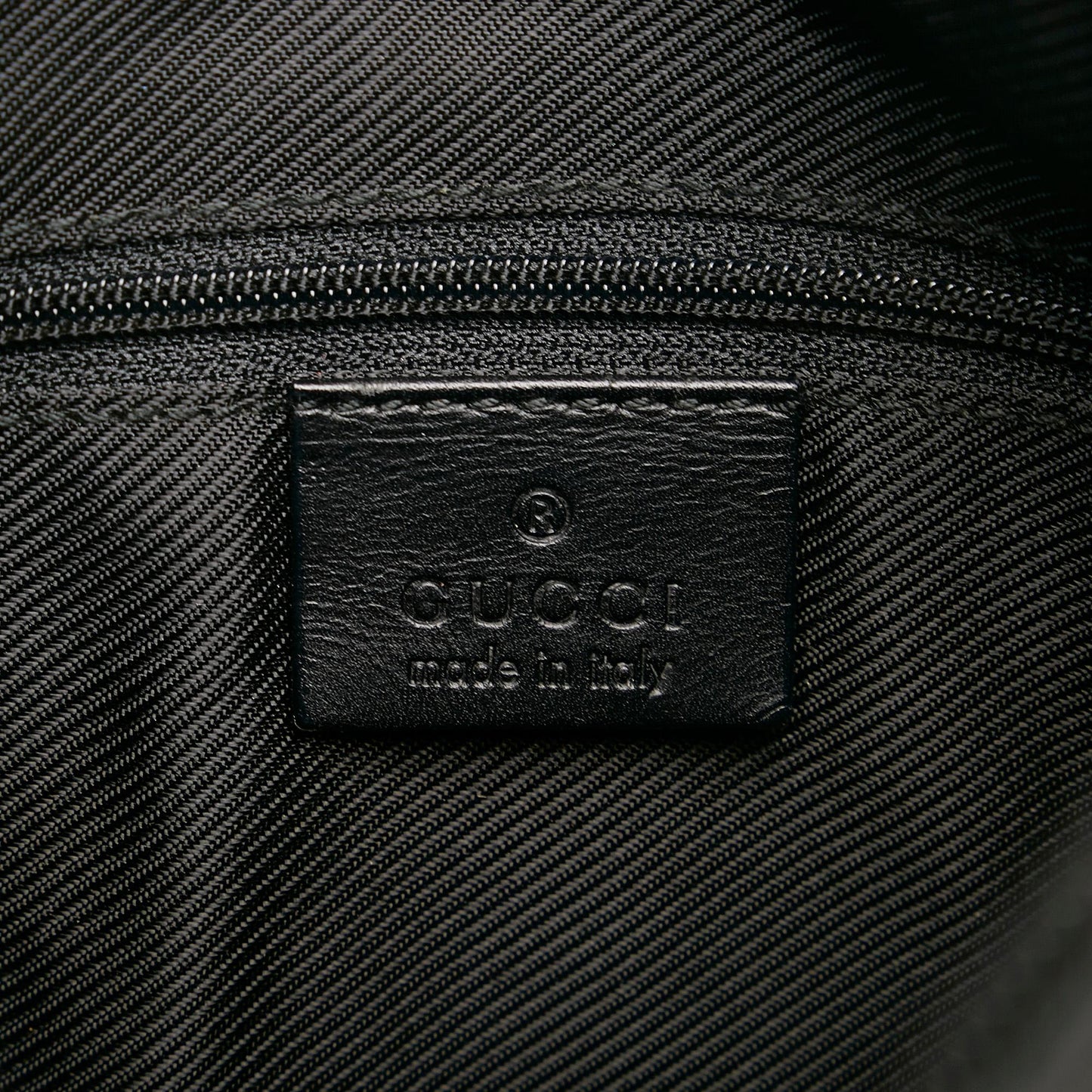 Gucci GG Canvas Shoulder Bag (SHG-34905)