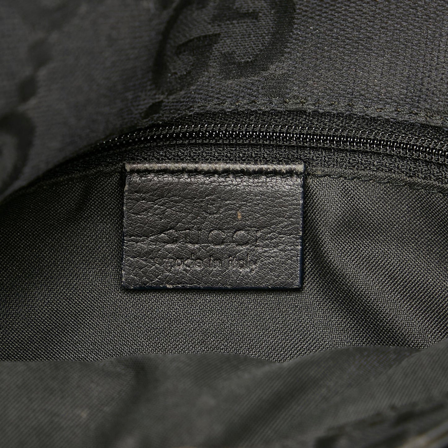 Gucci GG Canvas Shoulder Bag (SHG-36706)
