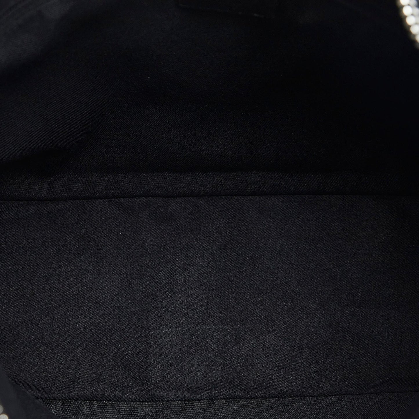 Gucci GG Canvas Shoulder Bag (SHG-txAOOc)