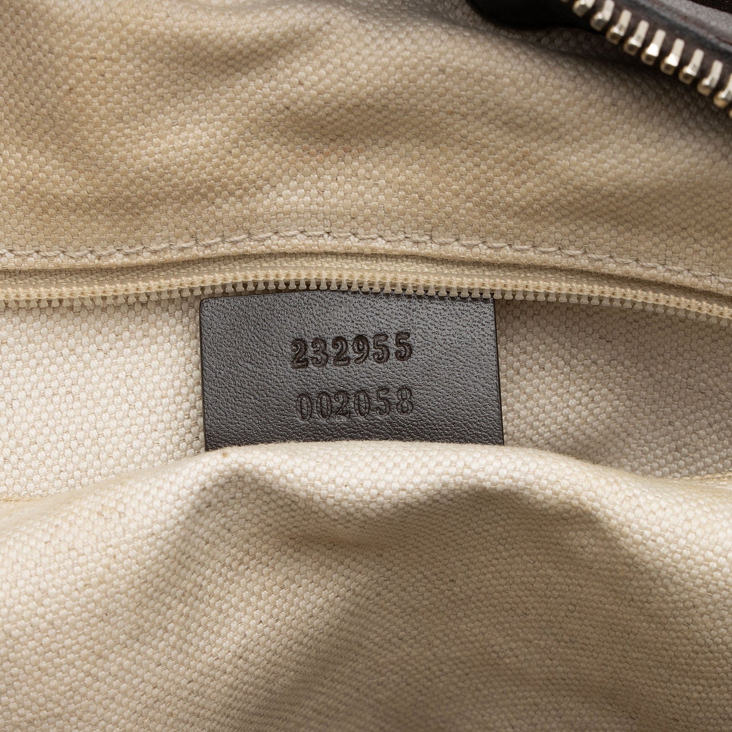 Gucci GG Canvas Sukey Hobo (SHF-tXcsDm)