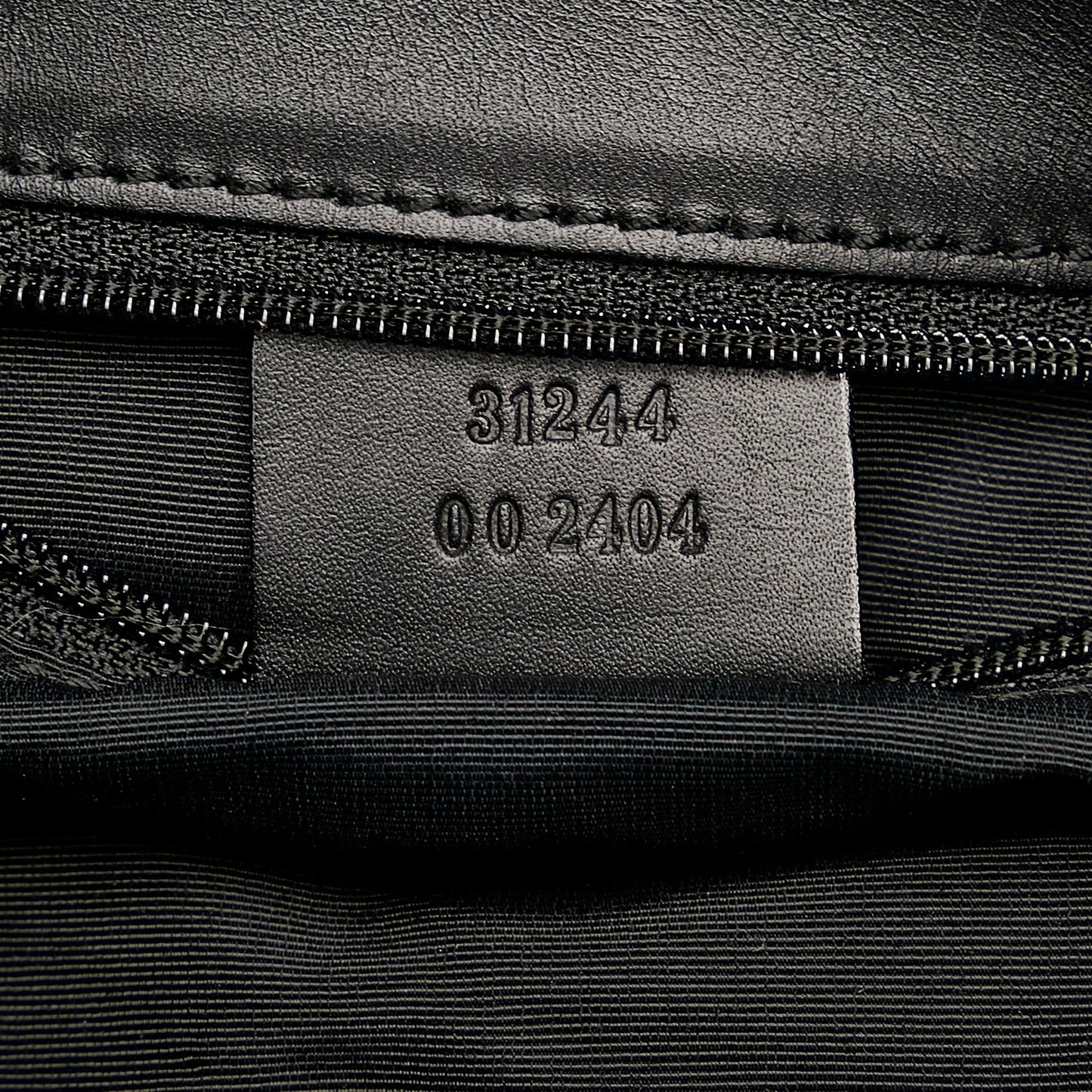 Gucci GG Canvas Tote Bag (SHG-29219)