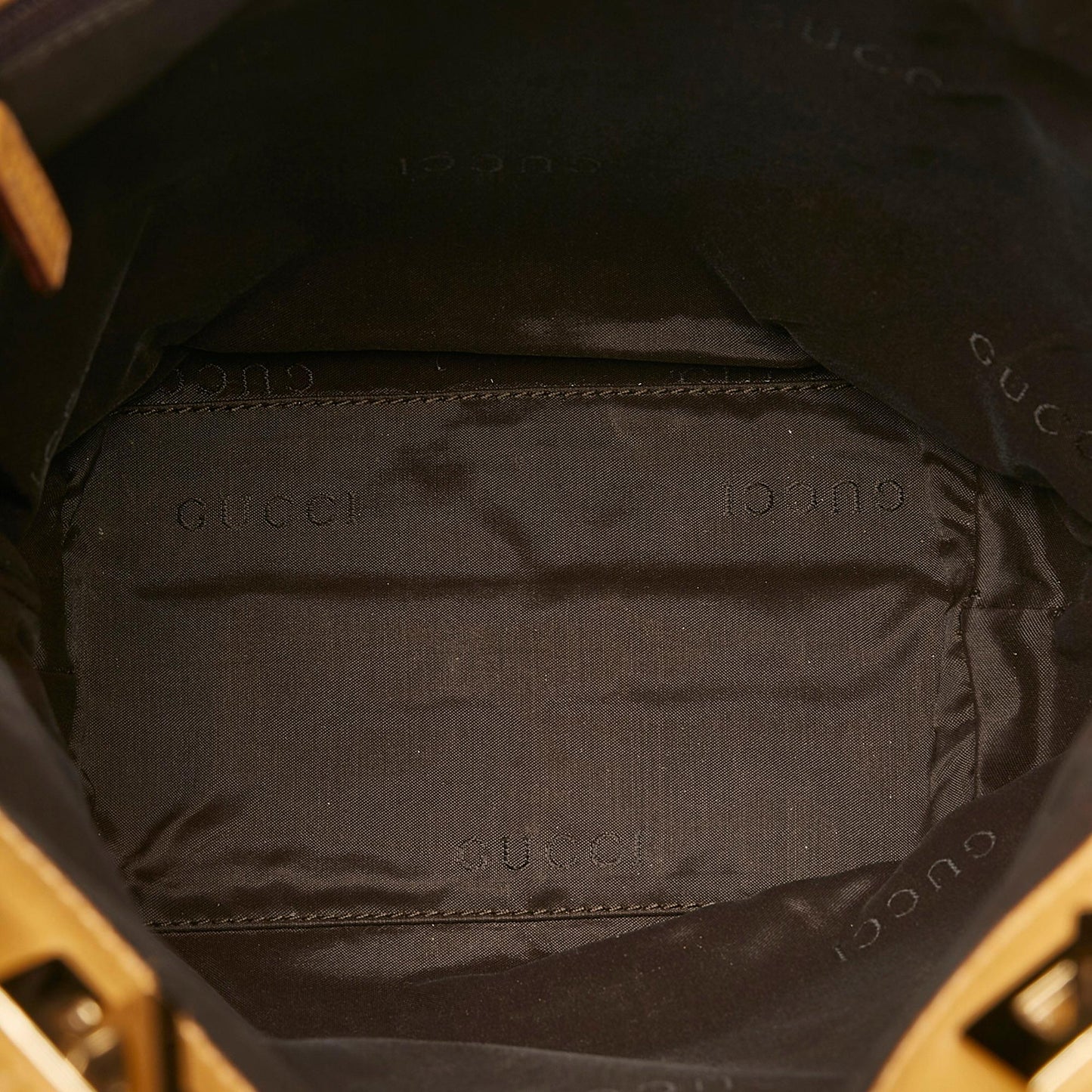 Gucci GG Canvas Tote Bag (SHG-ZQllon)