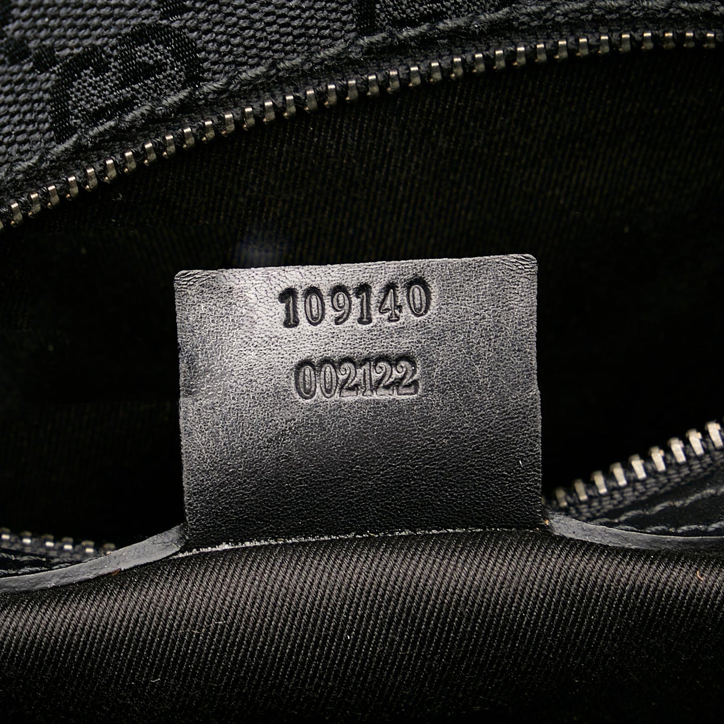 Gucci GG Canvas Tote Bag (SHG-rygPch)