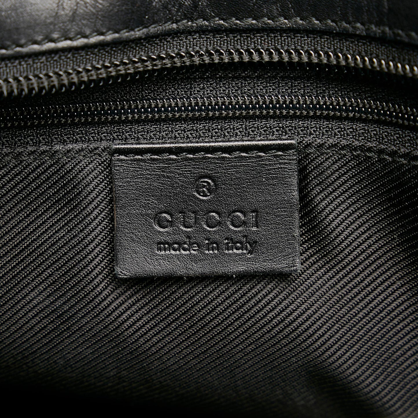Gucci GG Canvas Tote (SHG-ZOnJV1)