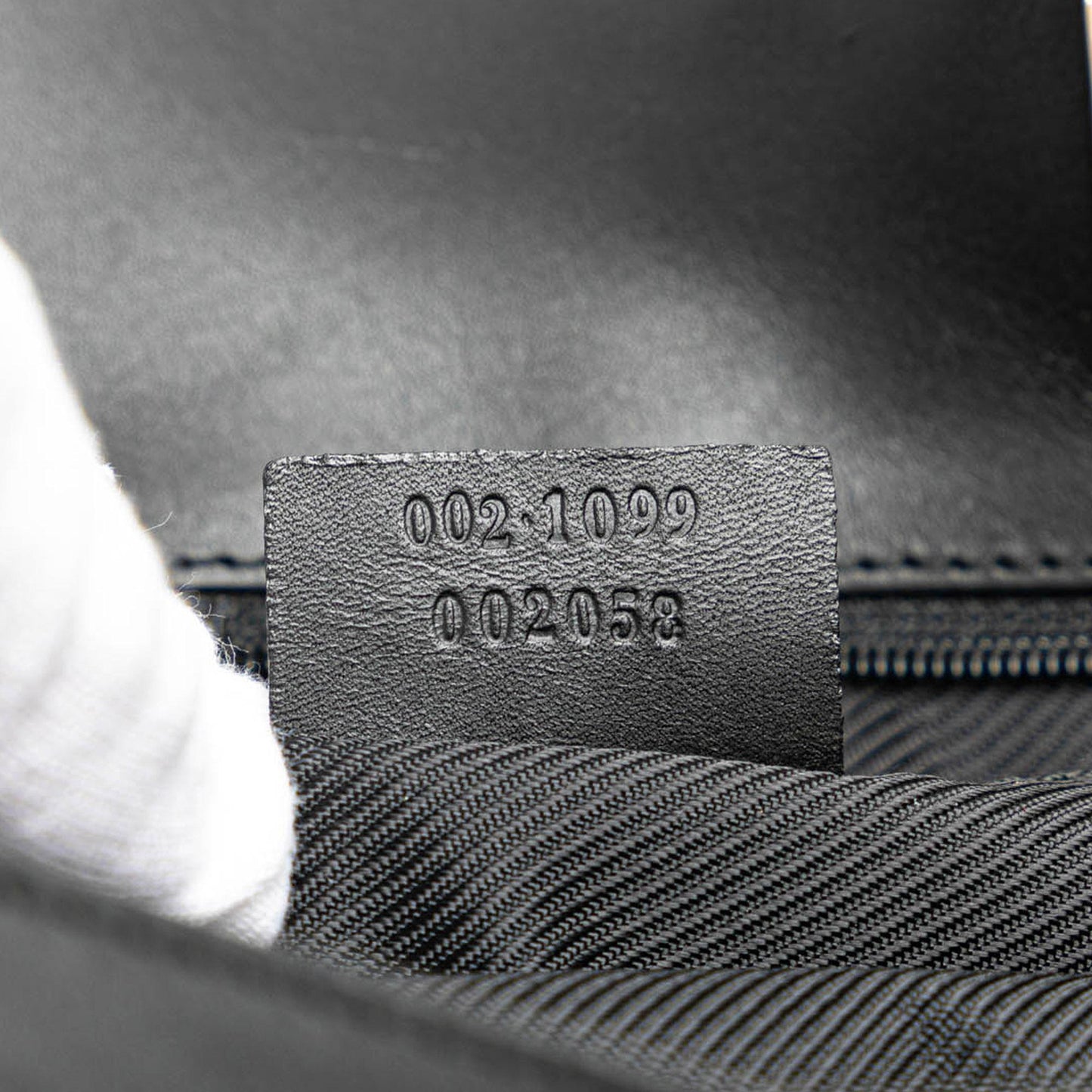 Gucci GG Canvas Tote (SHG-jHxFxZ)