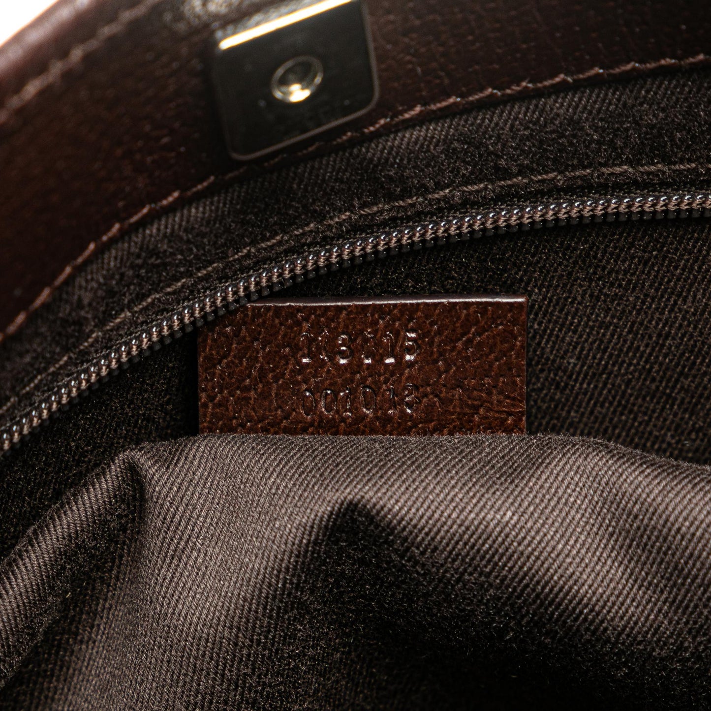 Gucci GG Canvas Tote (SHG-vHhJ7F)