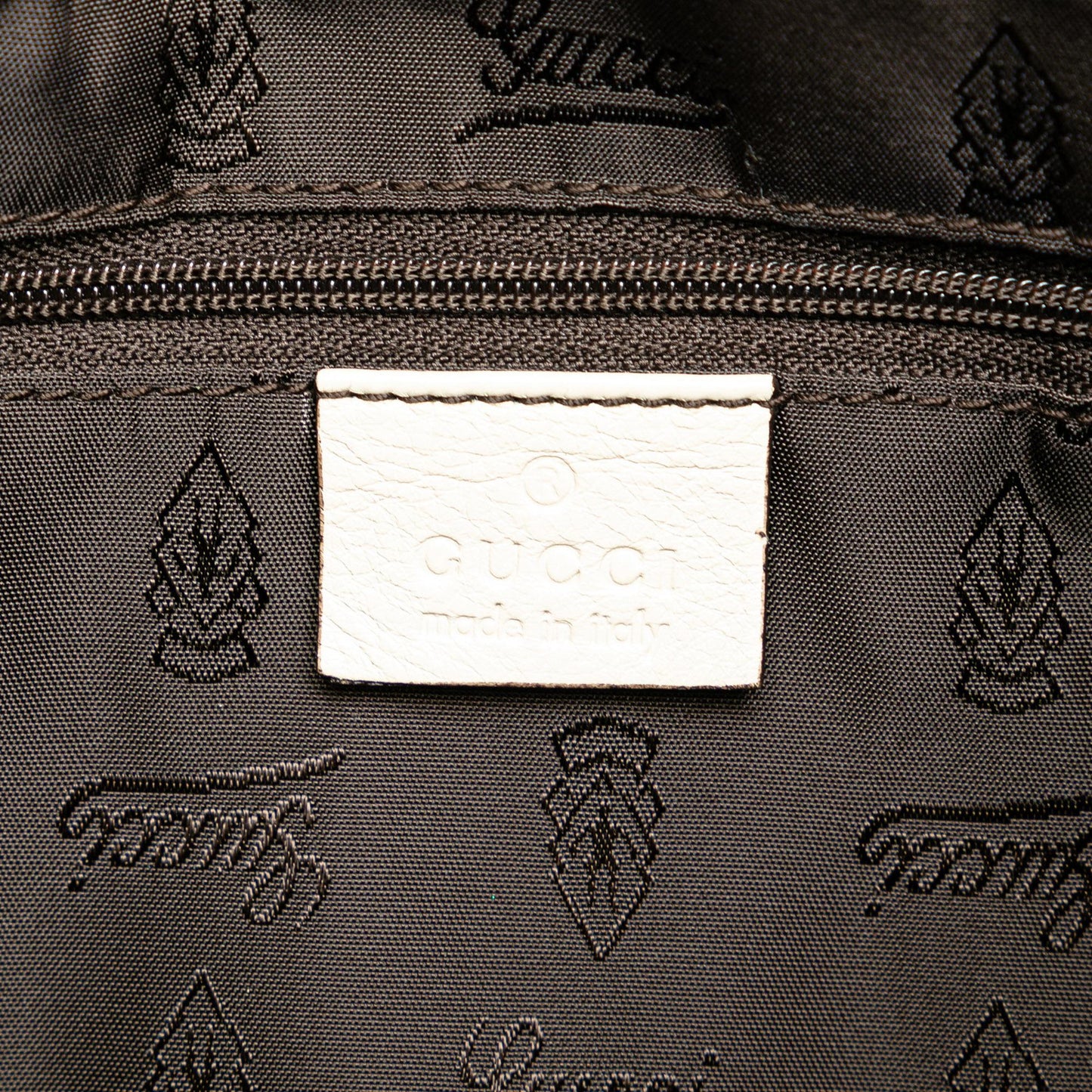 Gucci GG Canvas Tribeca Tote (SHG-KMsEsP)