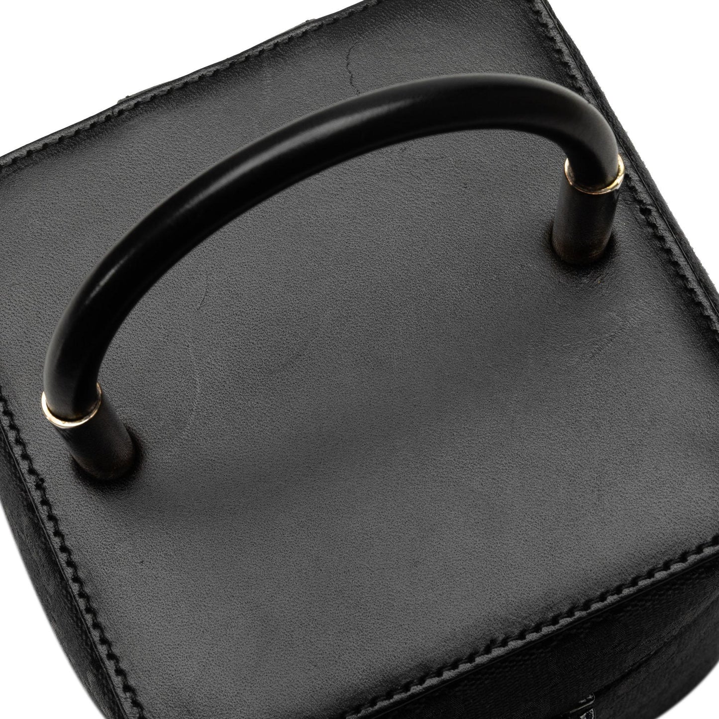 Gucci GG Canvas Vanity Bag (SHG-5kxF0Q)