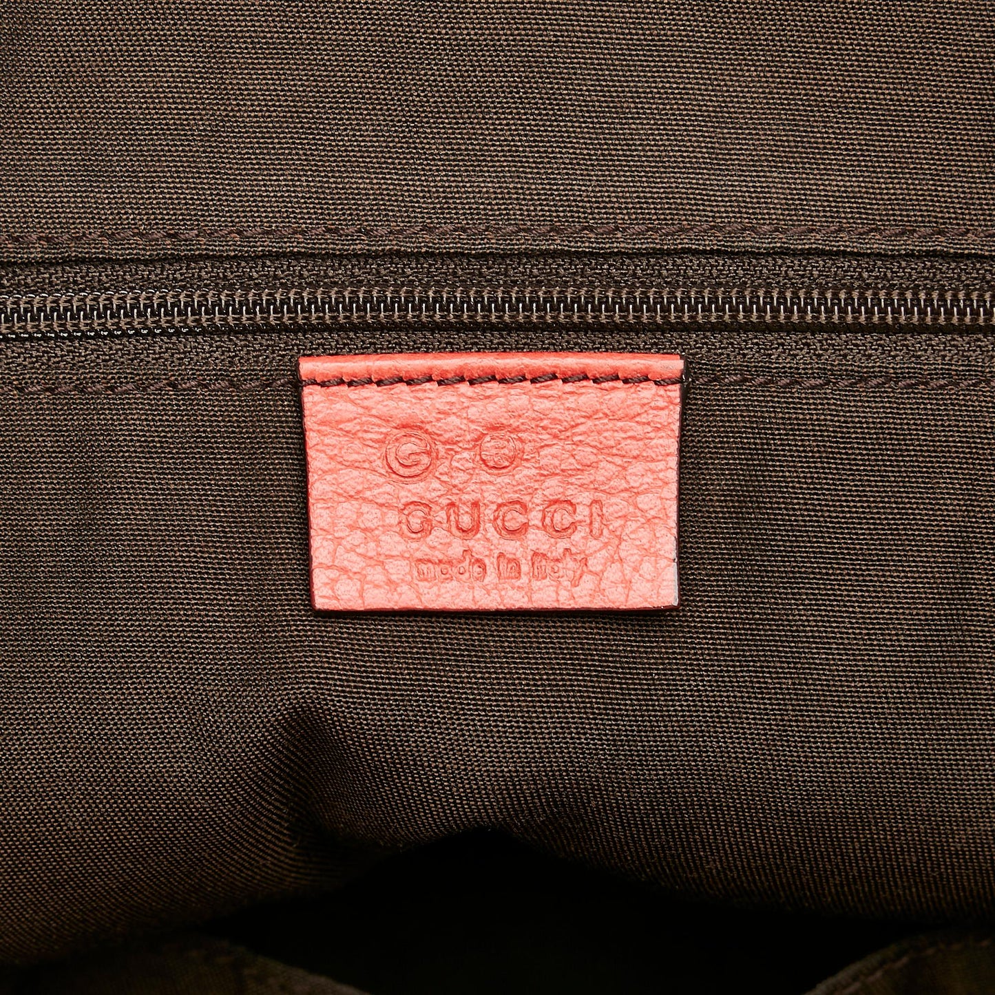 Gucci GG Charm Dome Leather Handbag (SHG-jqBZuV)
