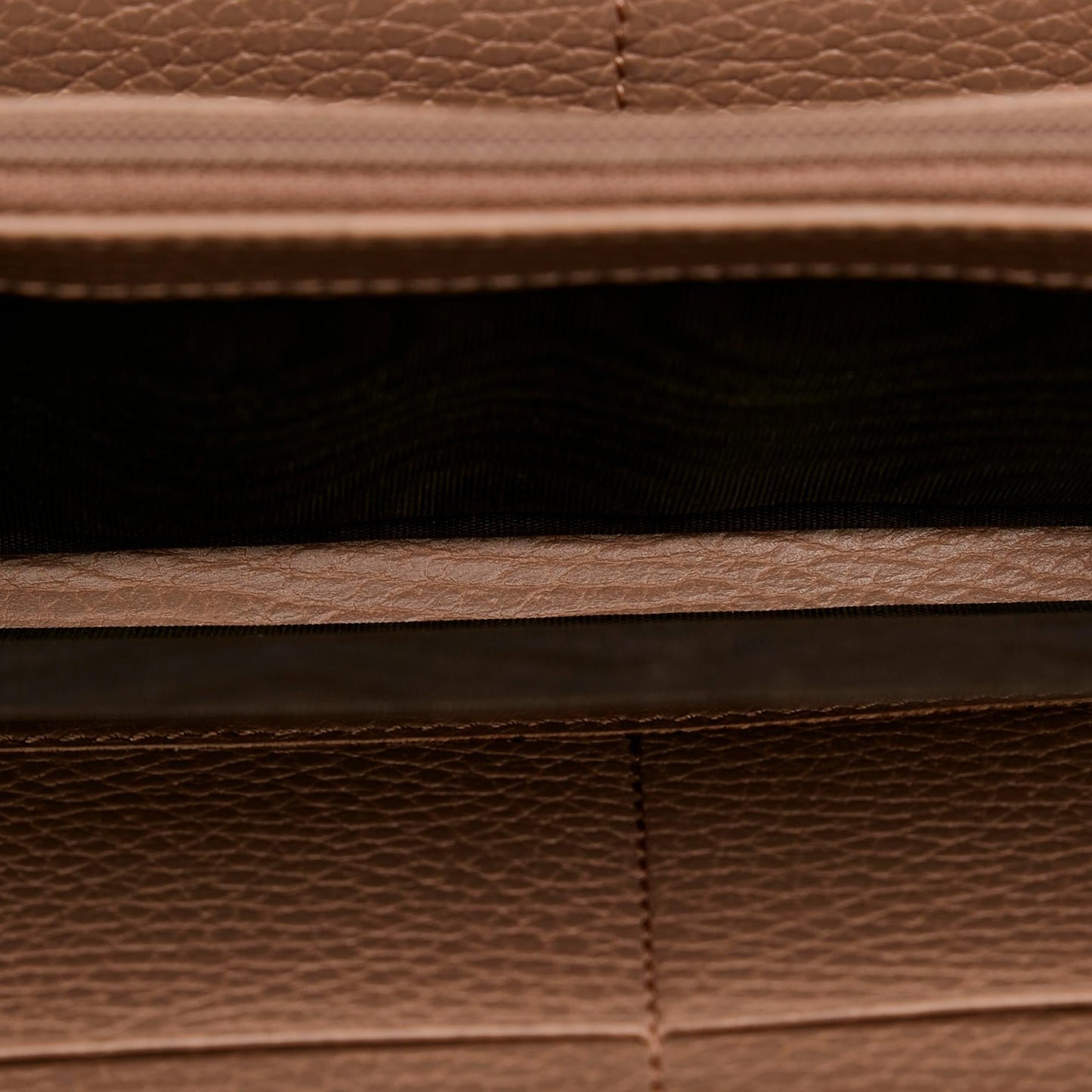 Gucci GG Marmont Leather Wallet (SHG-29633)