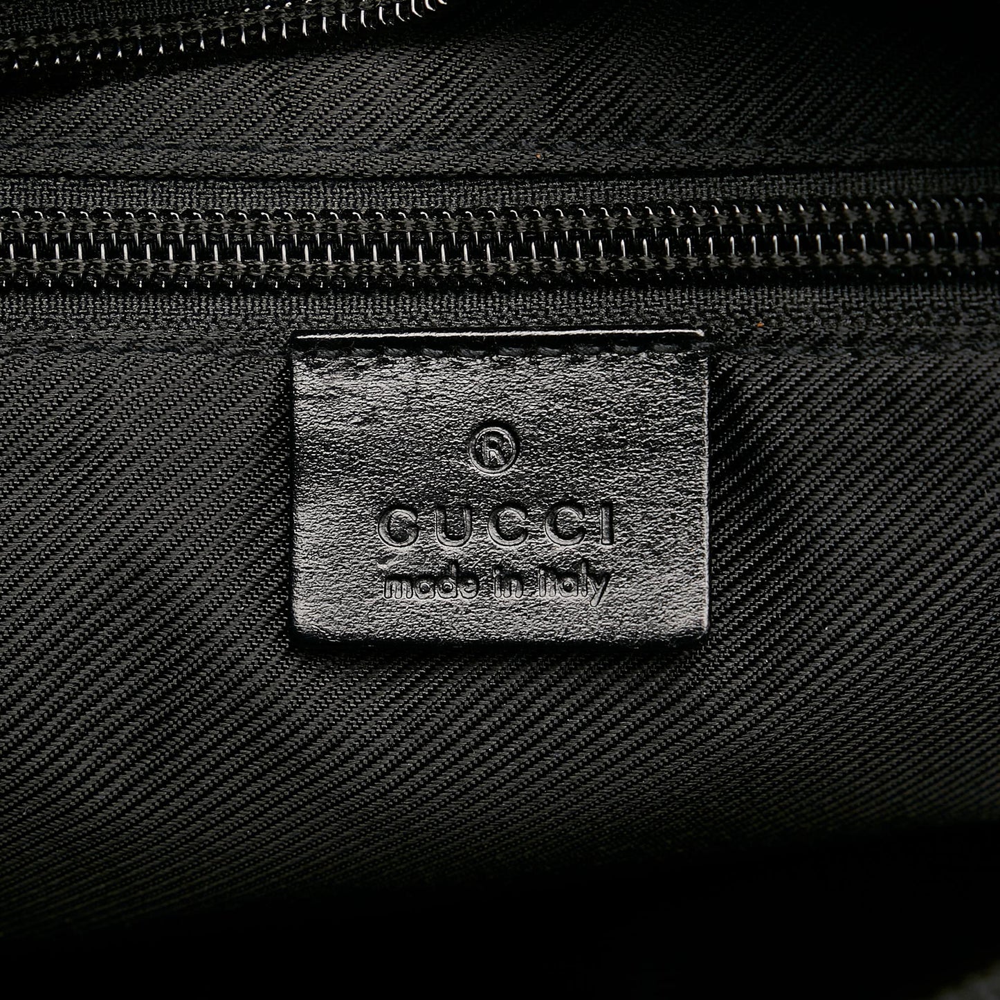 Gucci GG Nylon Crossbody Bag (SHG-29269)