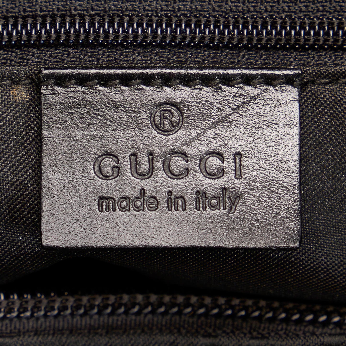 Gucci GG Nylon Shoulder Bag (SHG-29560)
