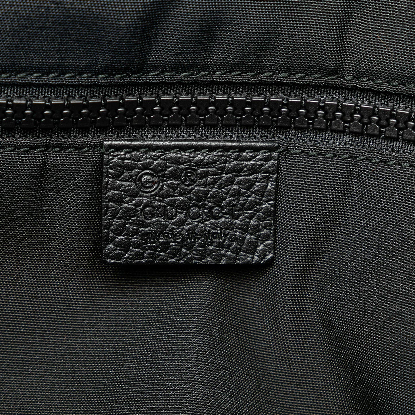 Gucci GG Nylon Web Tote (SHG-fNZUly)