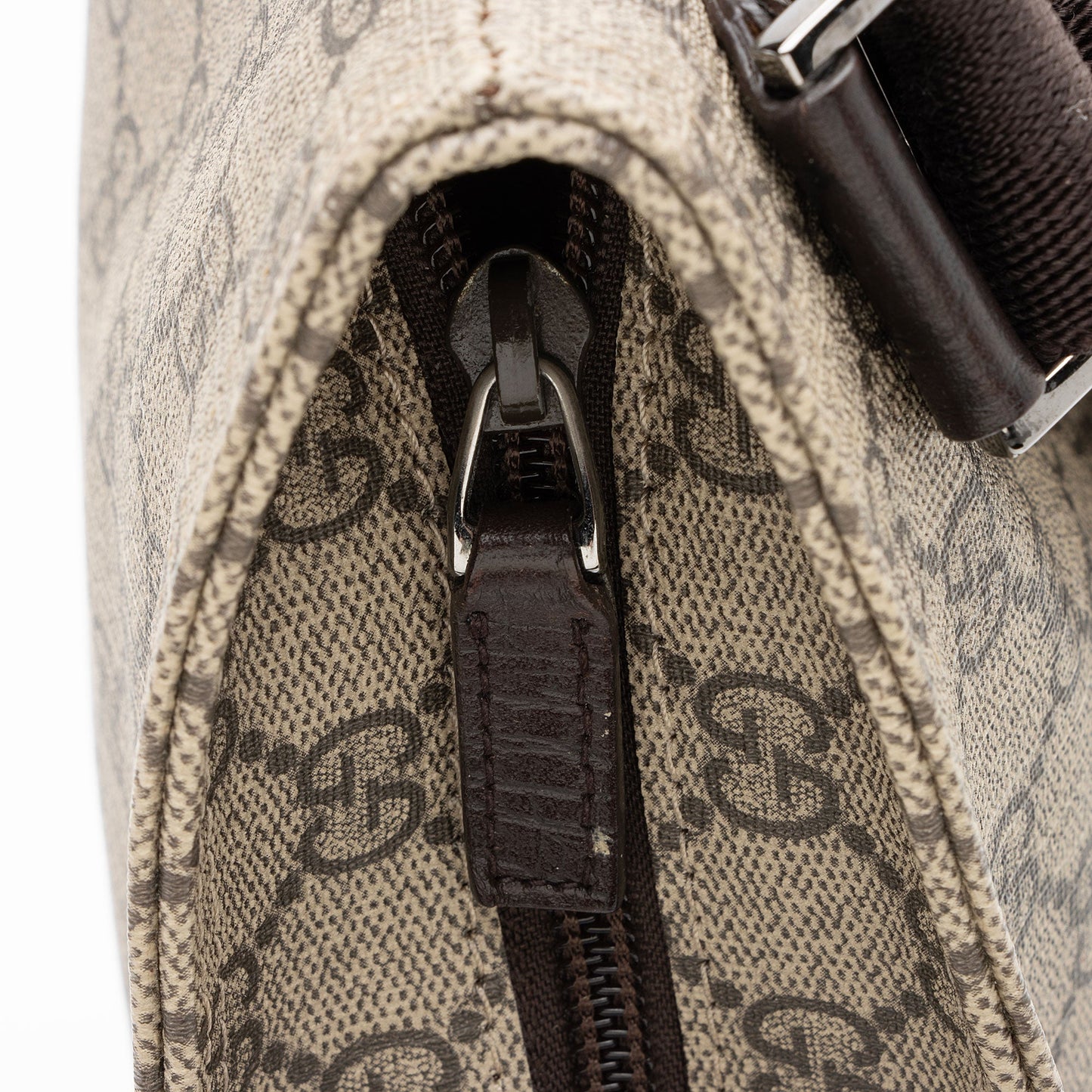 Gucci GG Plus Flat Messenger