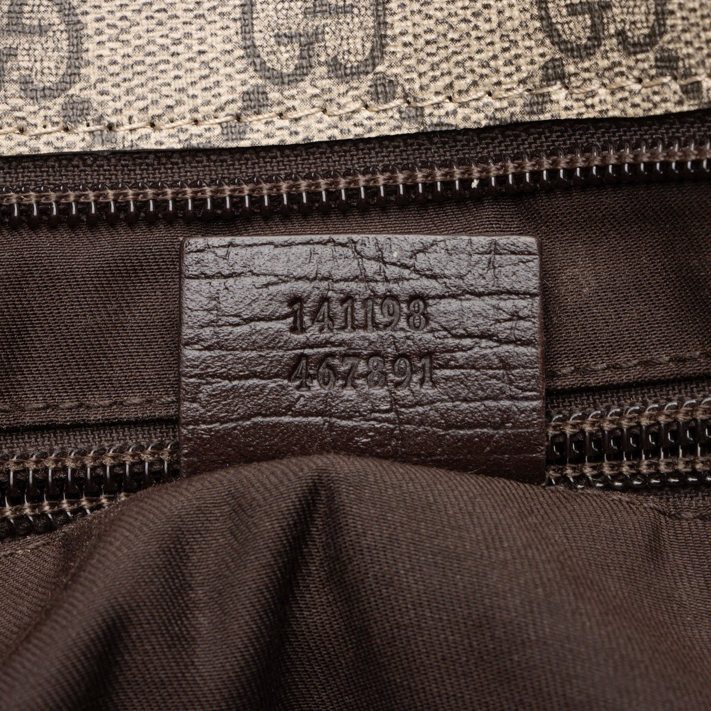 Gucci GG Plus Flat Messenger
