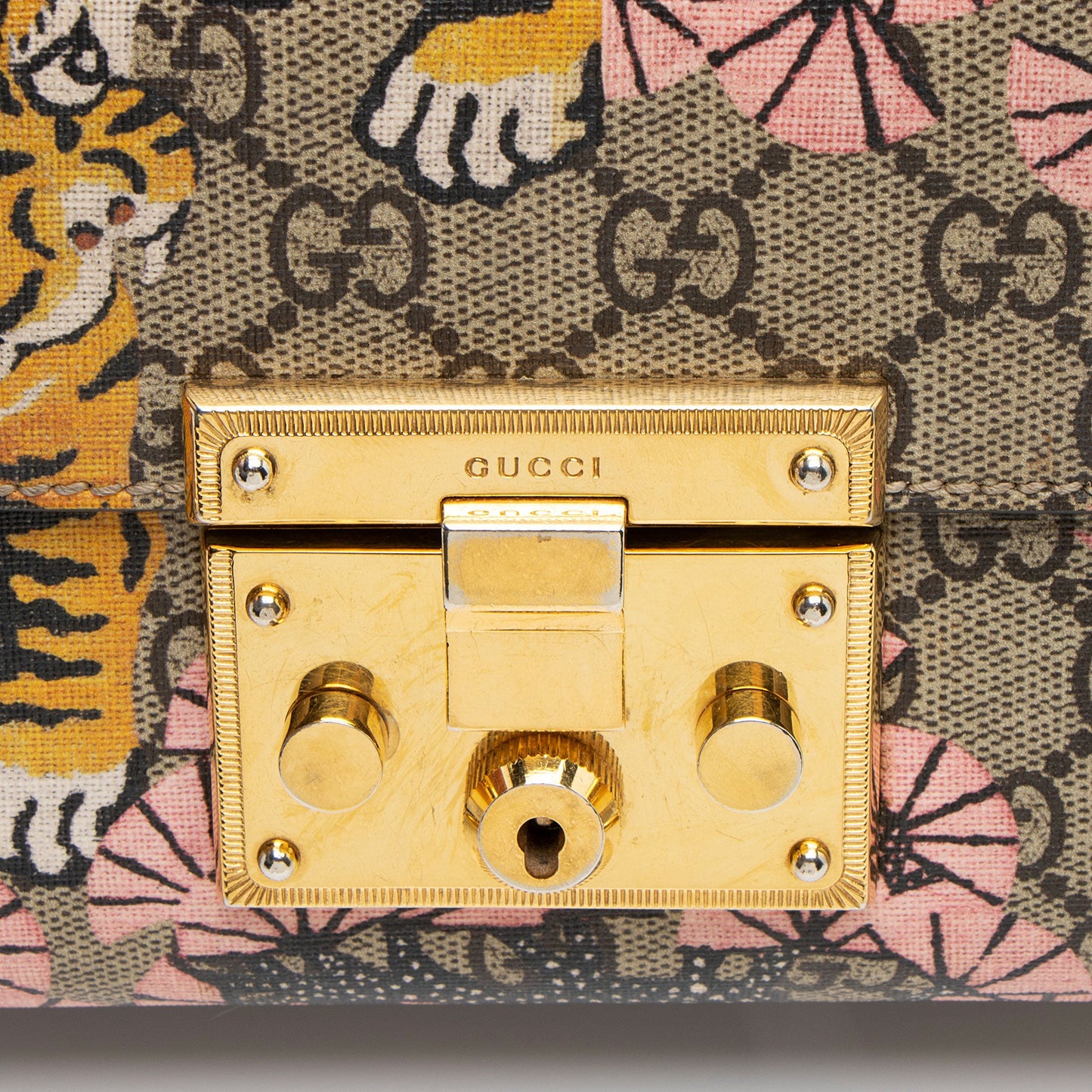Gucci GG Supreme Bengal Tiger Padlock Small Shoulder Bag (SHF-E2ulxN)
