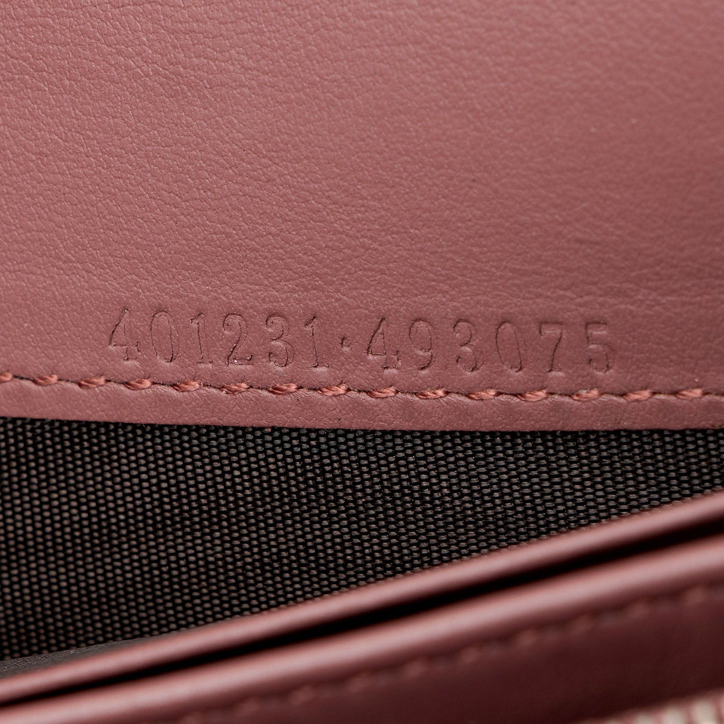 Gucci GG Supreme Blooms Dionysus Chain Wallet