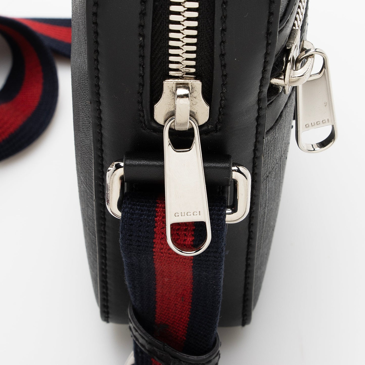 Gucci GG Supreme Canvas Mini Messenger Bag (SHF-22687)