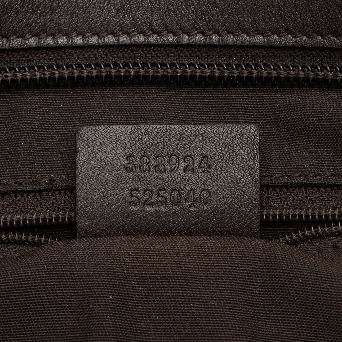 Gucci GG Supreme Classic Flat Medium Messenger (SHF-YZjiF7)